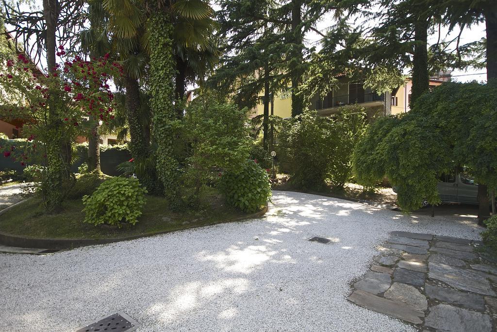 Villa Farinelli Cadegliano Viconago Exterior foto